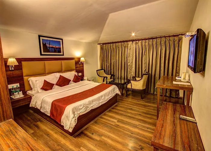 Sandhya Resort & Spa Manali